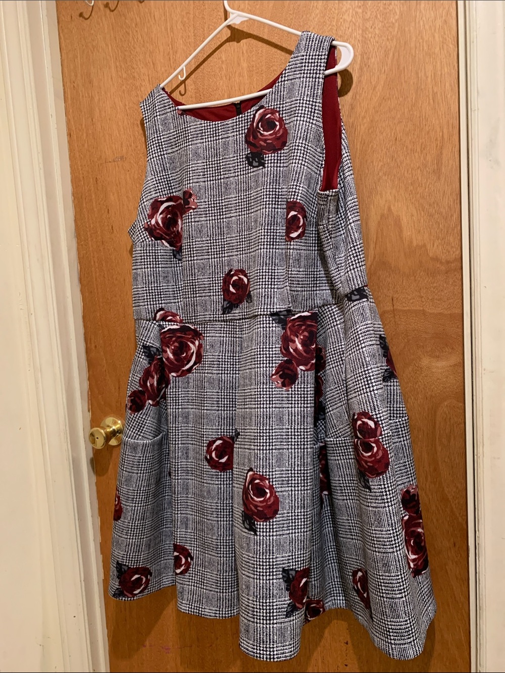 Roz & Ali Gray Plaid Midi Dress with Red Rose Print